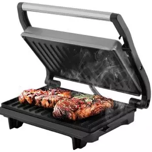 Гриль электрический ENDEVER Grillmaster 115 в процессе приготовления
